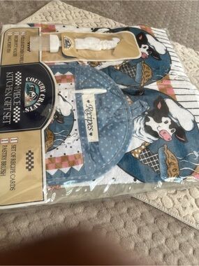 Country Craft s Vintage 6 PCs Cow Print Kitchen Gift Set with Recipes Card New